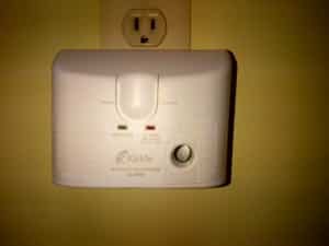 Carbon_monoxide_detector_theridgewoodblog.net