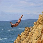 acapulco_cliff_diver