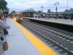 Ridgewood Train station train is coming theridgewoodblog.net 1