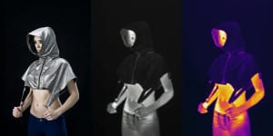 r0__0000_Hoodie Tate