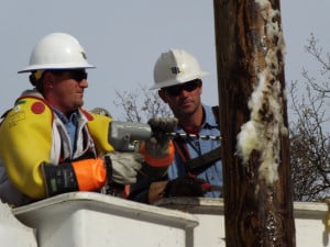 lineman6_theridgewoodblog.net_1