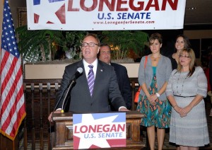 1186323_567691793284587_416339681_n