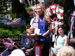 Ridgewood4_Memorial_Day_Ceremony-2013_theridgewood-blog.net_