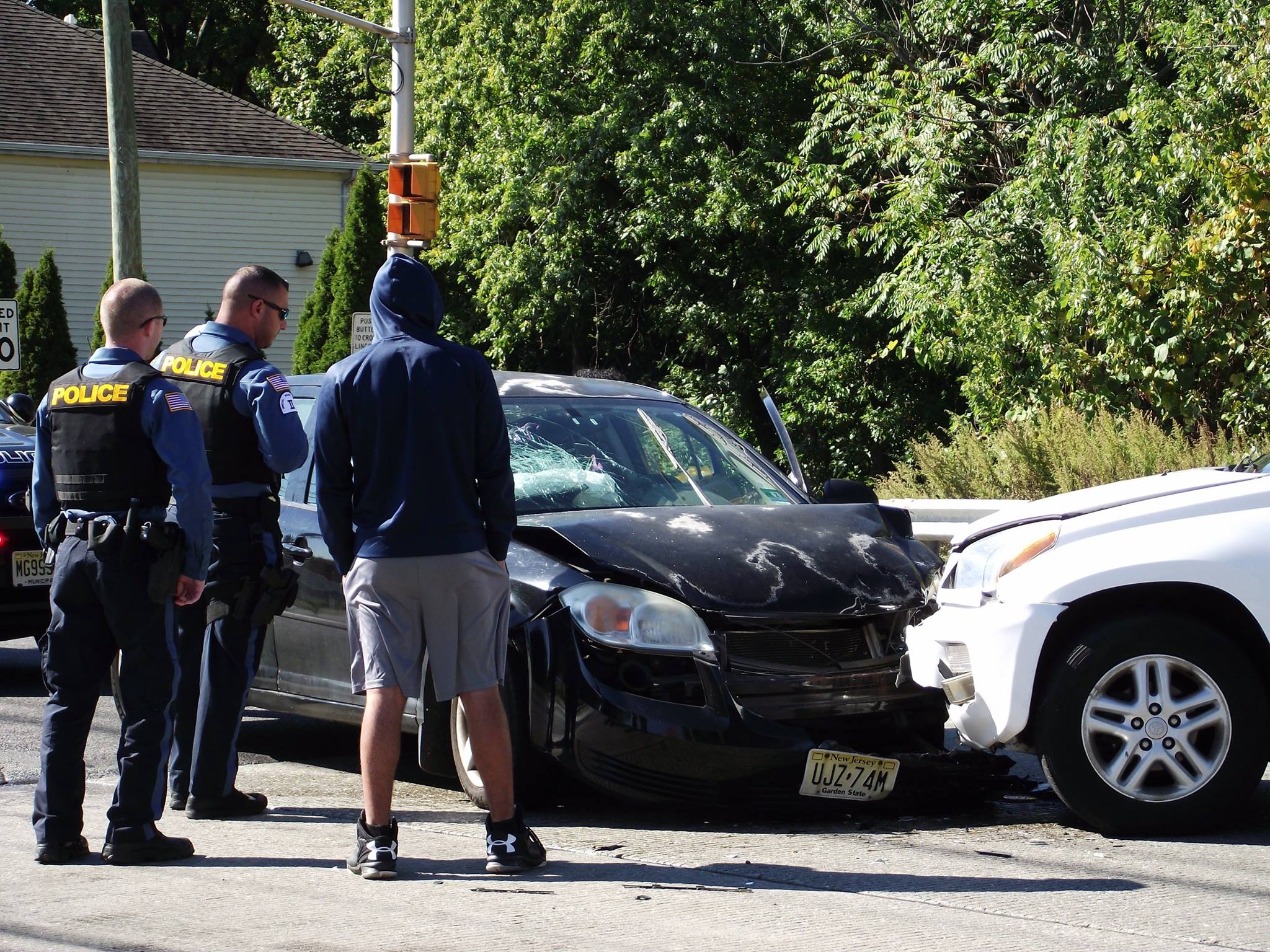 Glen Rock and Hawthorne Police respond to head on collision at the intersection of Harristown Road and Lincoln Avenue