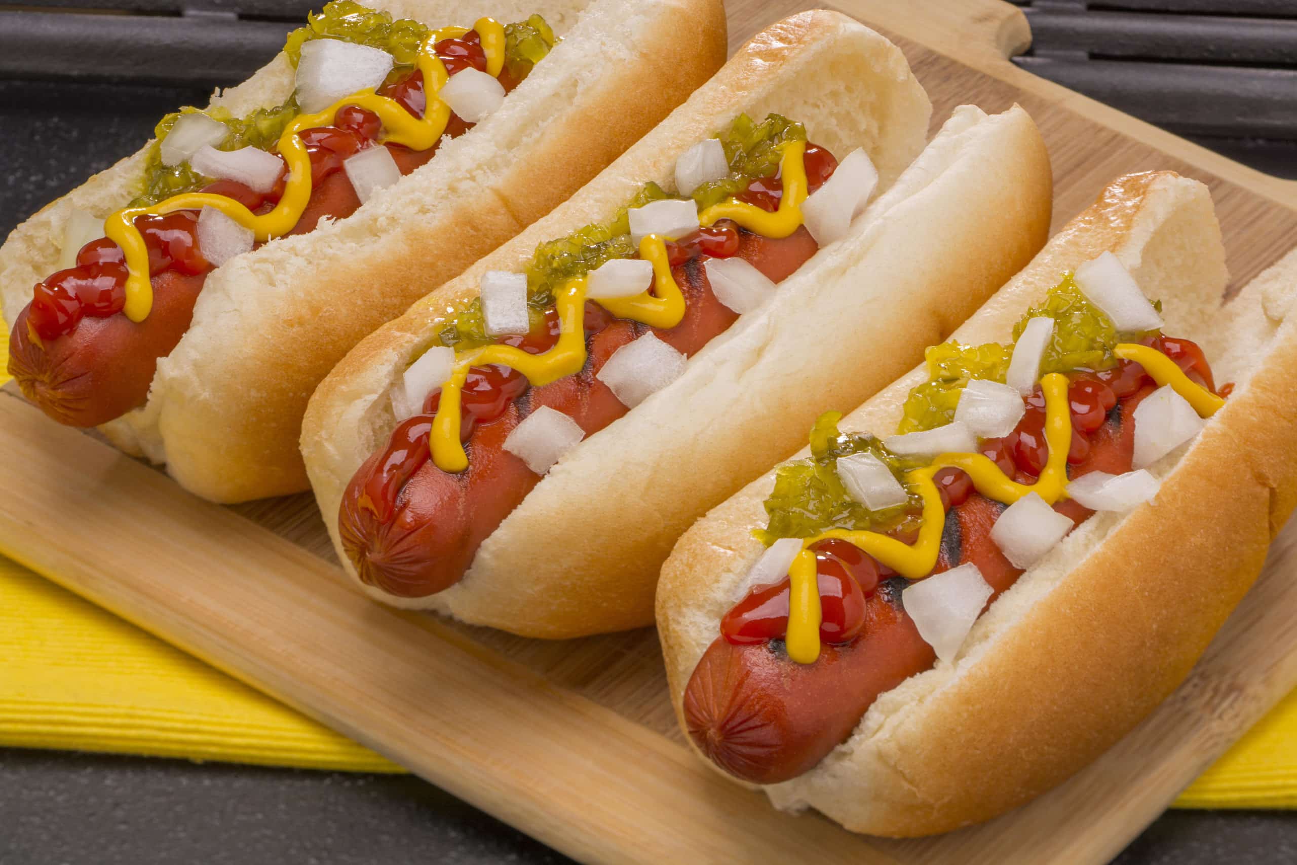 hot dogs 140261444 scaled