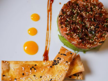 Press Release Image Salmon Tartare w Avocado Seaweed Salad Ponzu Crispy Shallot Toba Restaurant and Bar