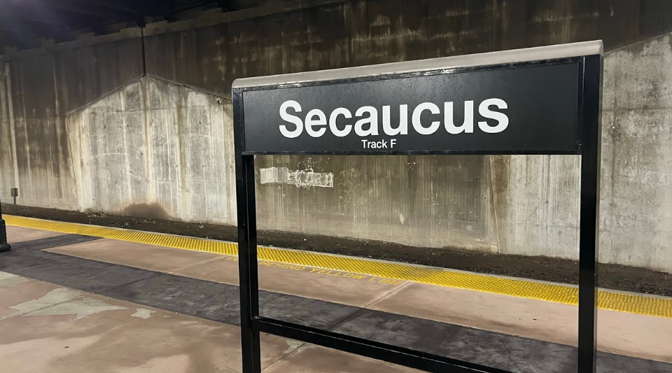 Tuesday Transit Chaos: What Caused the Massive Amtrak & NJ Transit Delays? Screenshot 2026 03 11 050241