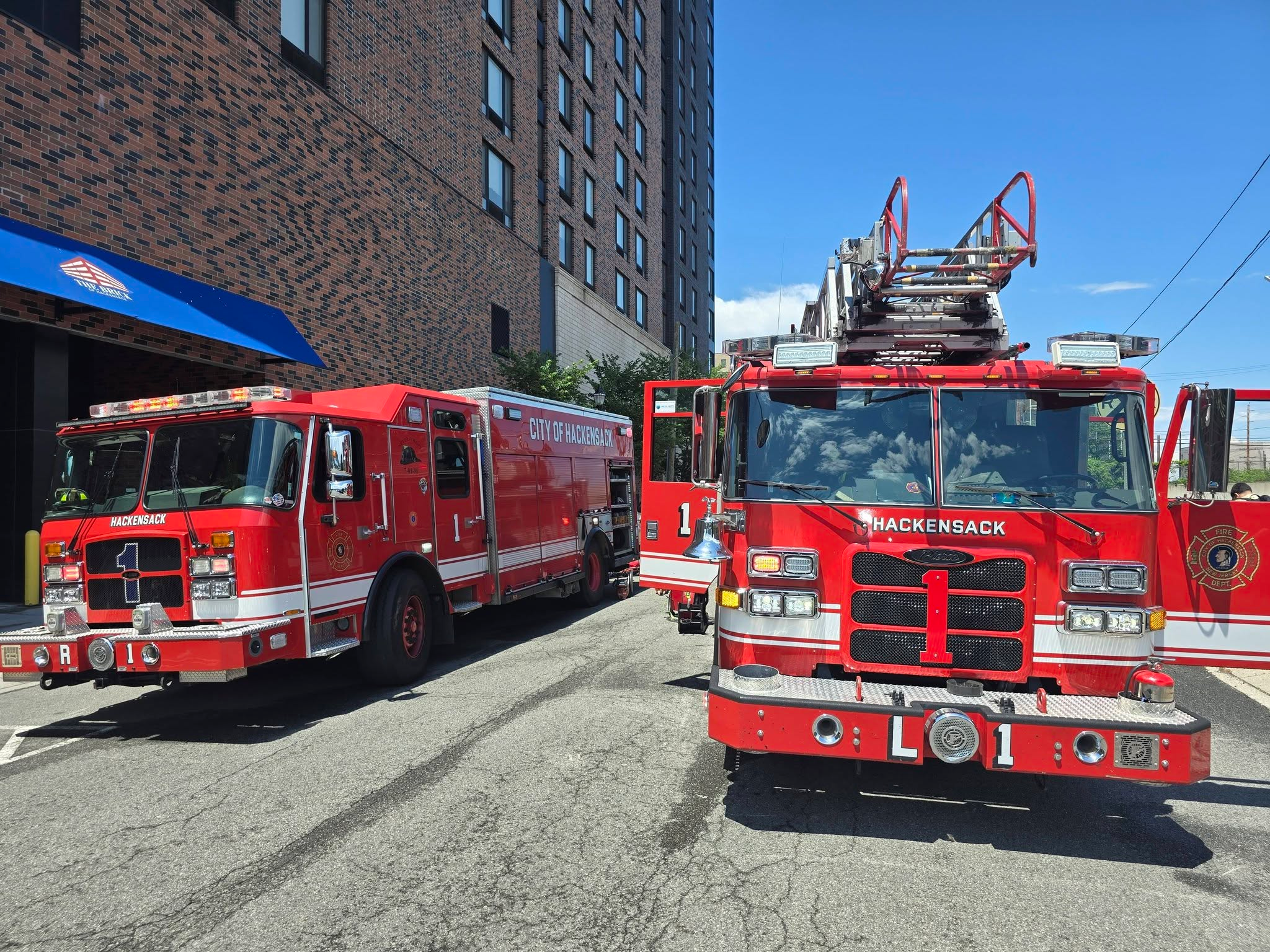 14-Story Drop: Miraculous Rescue After Woman Falls Down High-Rise Trash Chute in Hackensack 717477655 1398972298930821 8809142735090653995 n