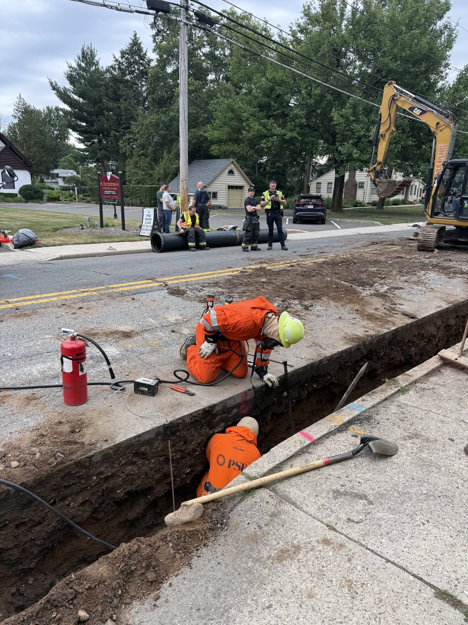 Gas Main Struck in Ho-Ho-Kus During 5-Call Emergency Surge for Volunteer Firefighters 729964757 1433345338838414 4037046037376707104 n