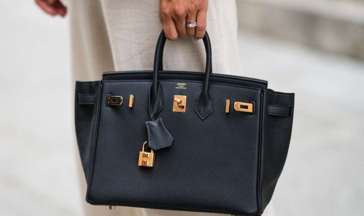 The Beauty Products in Your Handbag May Be Damaging the Handbag Itself Screenshot 2026 06 11 084459