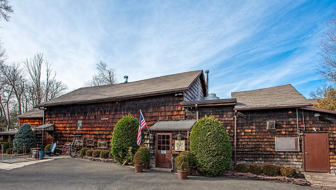 Filming at the Barn Original Restaurant in Wyckoff Screenshot 2026 06 12 070223