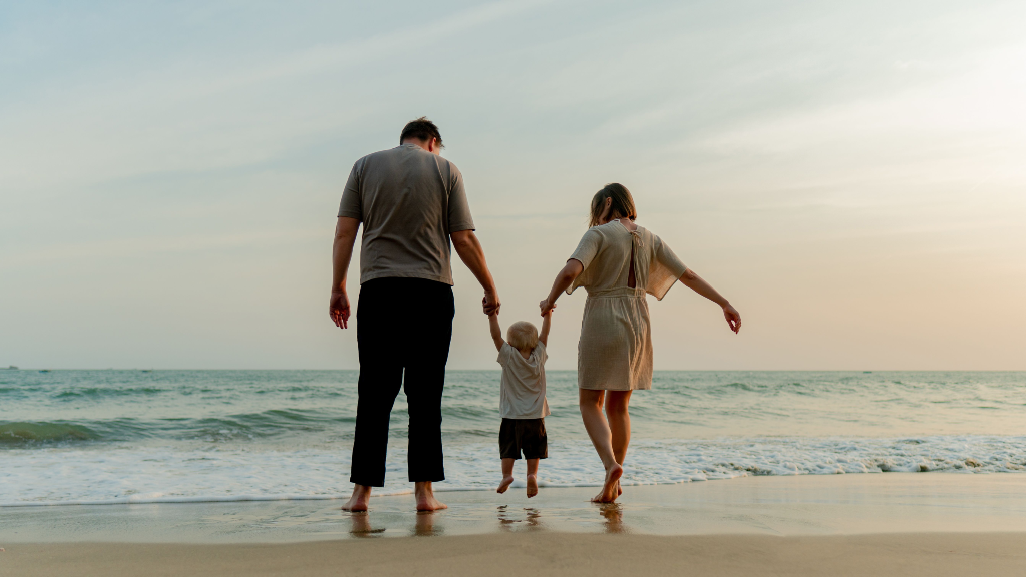 How Family Vacations Help Strengthen Bonds and Create Lasting Memories pexels ambam 29063346 scaled