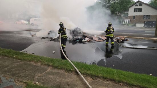 Garbage Truck Fire Shuts Down University Way in Paramus 746892003 1444553384374162 5889576796336009425 n