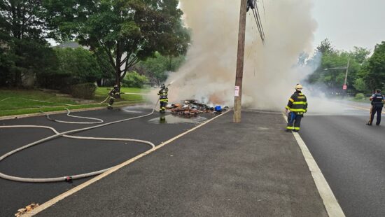 Garbage Truck Fire Shuts Down University Way in Paramus 746892004 1444553347707499 7128286371267604470 n