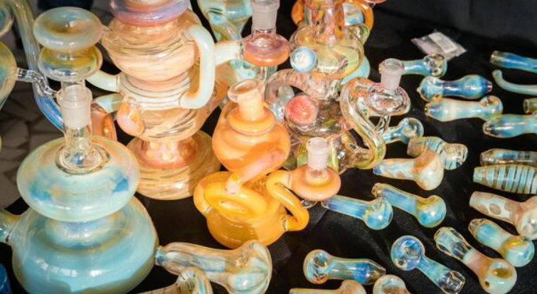 What to Look for When Shopping for Smoking Accessories Online Screenshot 2026 07 10 152307