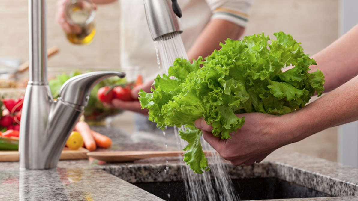 Think It’s Ordinary Food Poisoning? Why This Elusive Parasite Can Make You Sick for a Month Screenshot 2026 07 11 050531