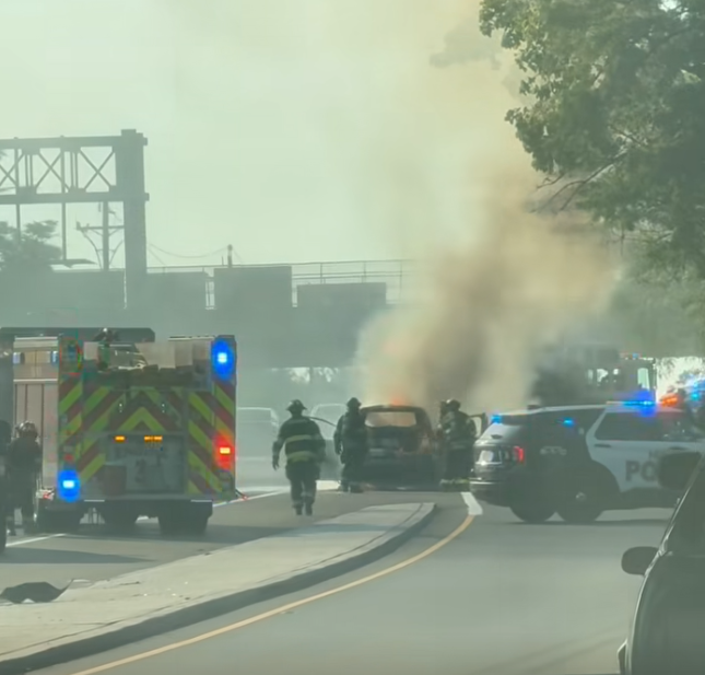 Route 4 Chaos: Vehicle Fire Shuts Down Commute Near Route 17 Interchange in Paramus Screenshot 2026 07 16 052205