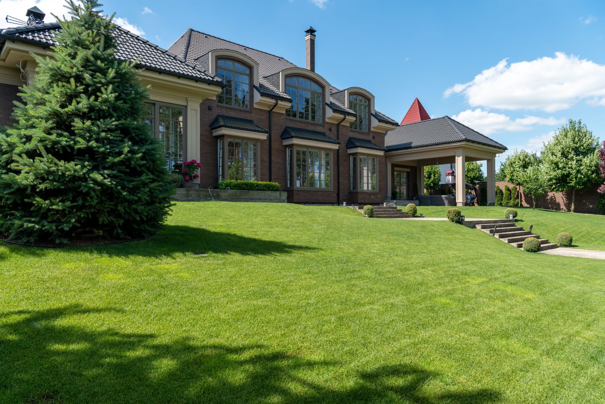 Smart Lawn Care Strategies for a Greener Outdoor Space pexels artbovich 8143668 scaled