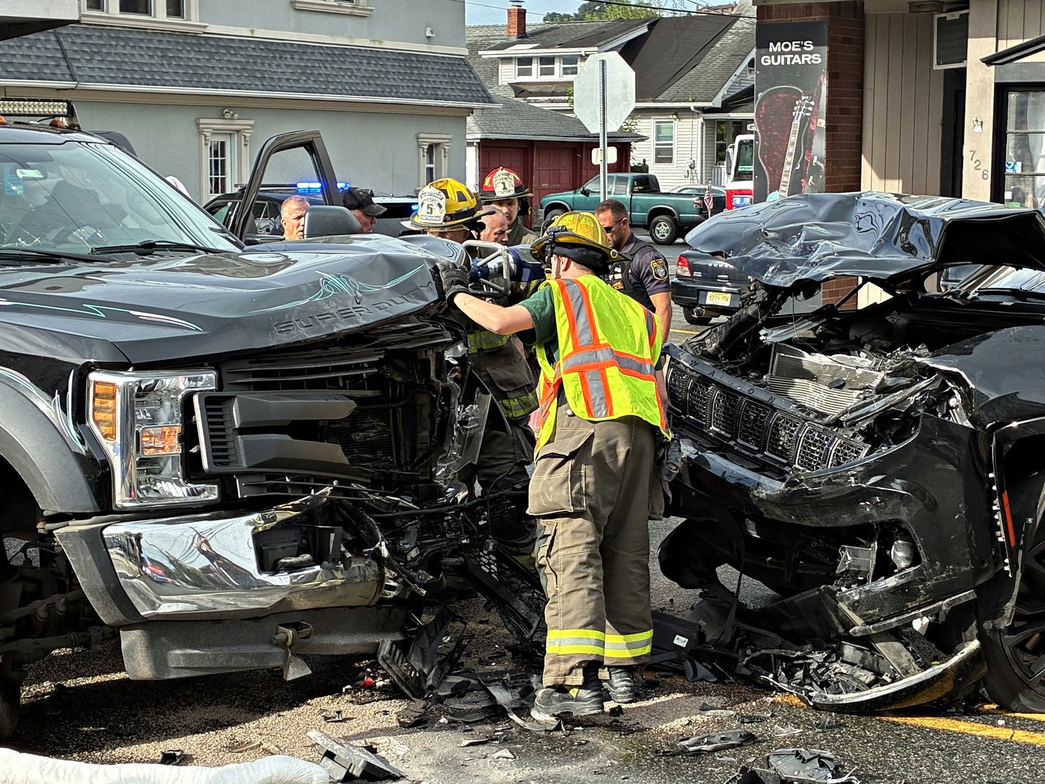 5 Injured in Head-On Crash at Busy Hawthorne Intersection 791641499 1732915725503603 7273615594386754822 n